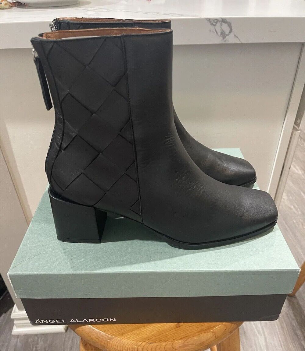 Angel Alarcon Boot Women Sz 9.5 / 41 BLACK LEATHER Ankle Made In Spain New